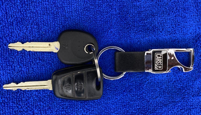 2018 Hyundai Grand i10 MAGNA 1.2 VTVT, Petrol, Manual, 12,580 km, Key Close Up