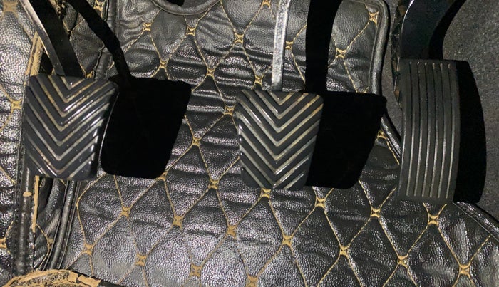 2019 Hyundai VENUE SX(O) 1.4 CRDI, Diesel, Manual, 1,27,192 km, Pedals