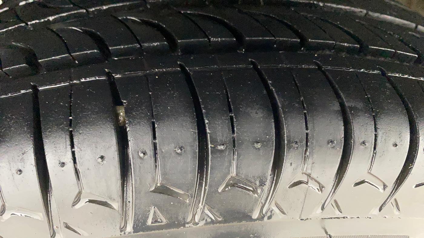 2016 Maruti Alto 800 LXI, Petrol, Manual, 80,201 km, Right Rear Tyre Tread