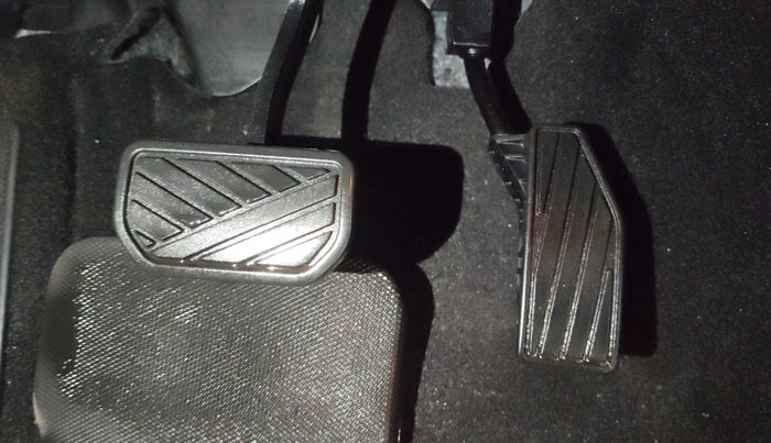 2024 Maruti Baleno ALPHA 1.2 AGS, Petrol, Automatic, 8,003 km, Pedals