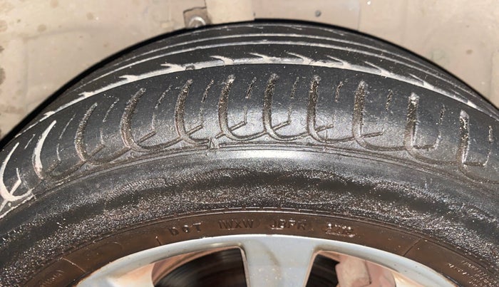 2018 Ford Ecosport TITANIUM 1.5L PETROL, Petrol, Manual, 83,744 km, Right Front Tyre Tread