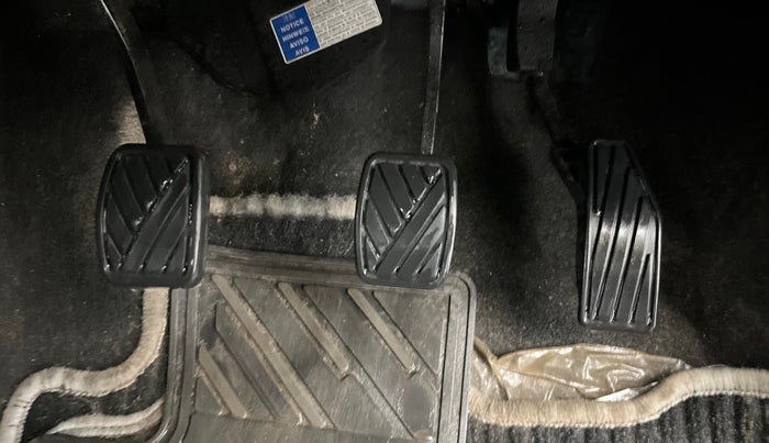 2019 Maruti Swift VXI, Petrol, Manual, 28,233 km, Pedals