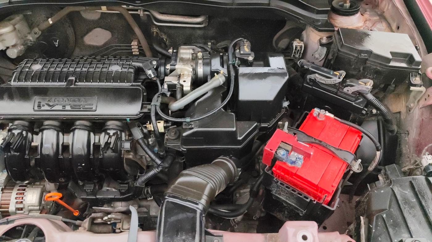 2021 Honda Amaze 1.2L I-VTEC VX CVT, Petrol, Automatic, 38,488 km, Engine View - Left