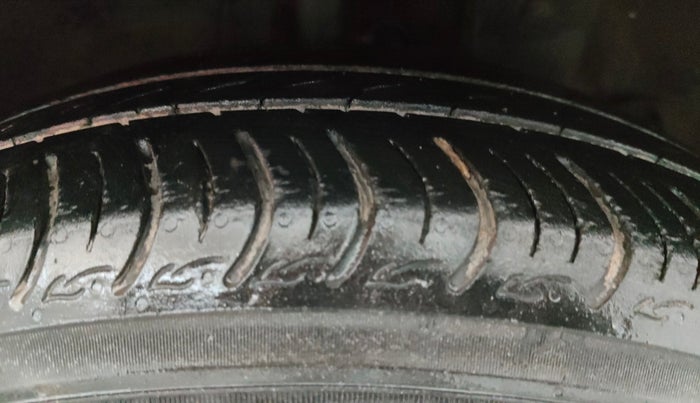 2021 Honda Amaze 1.2L I-VTEC VX CVT, Petrol, Automatic, 38,422 km, Right Front Tyre Tread