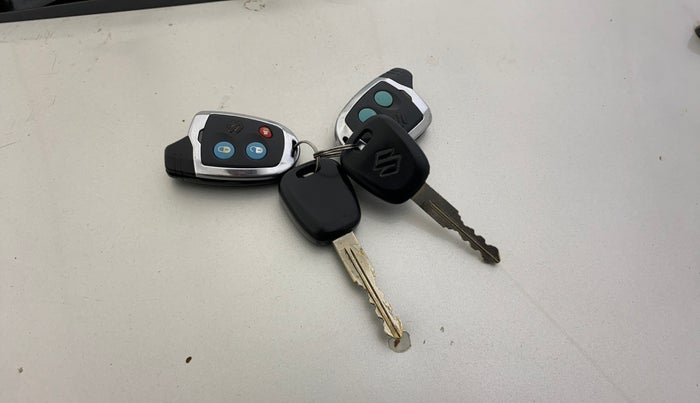 2013 Maruti Ritz LXI, Petrol, Manual, 29,550 km, Key Close Up