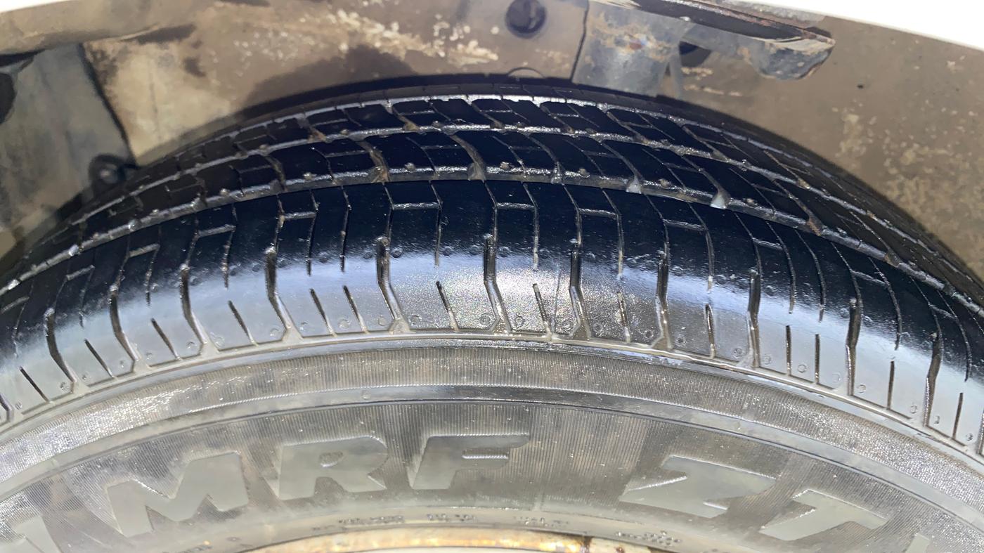 2013 Maruti Ritz LXI, Petrol, Manual, 29,550 km, Left Front Tyre Tread