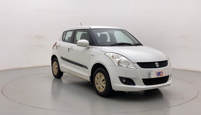 2013 Maruti Swift VXI, Petrol, Manual, 1,31,467 km, Right Front Diagonal