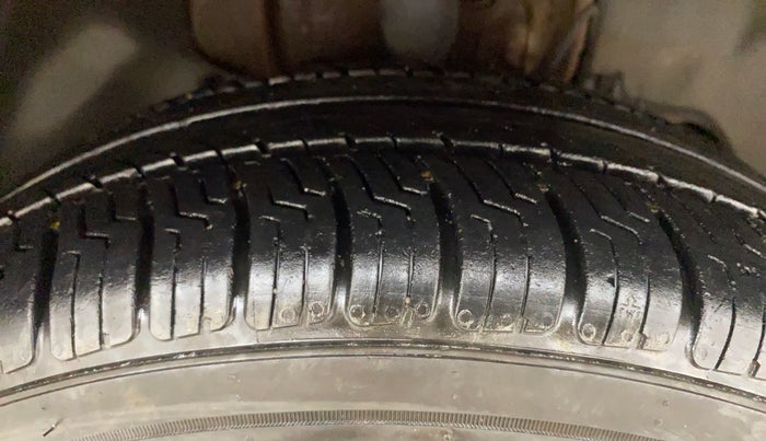 2018 Tata Tiago XZ PETROL, Petrol, Manual, 41,699 km, Right Front Tyre Tread