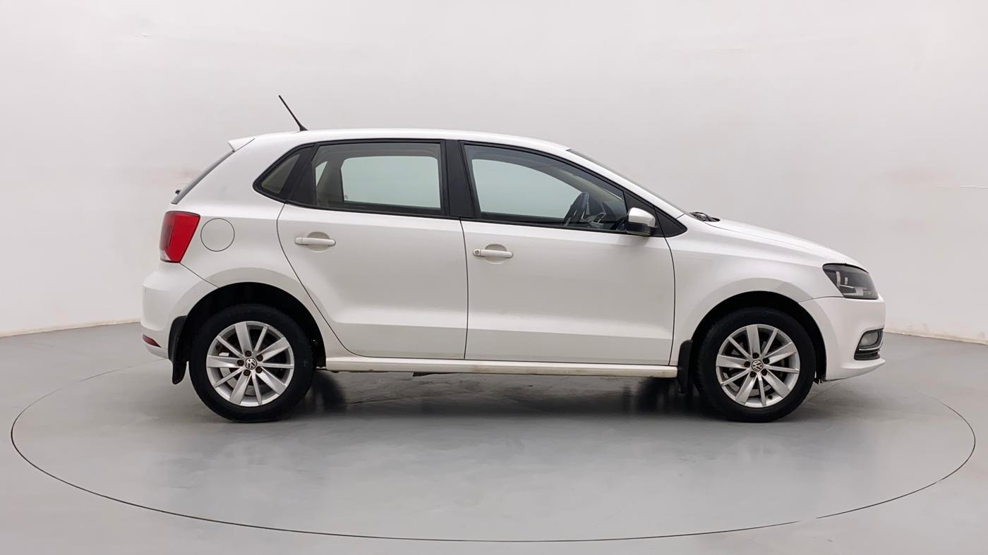 2016 Volkswagen Polo HIGHLINE1.2L, Petrol, Manual, 79,370 km, Right Side View