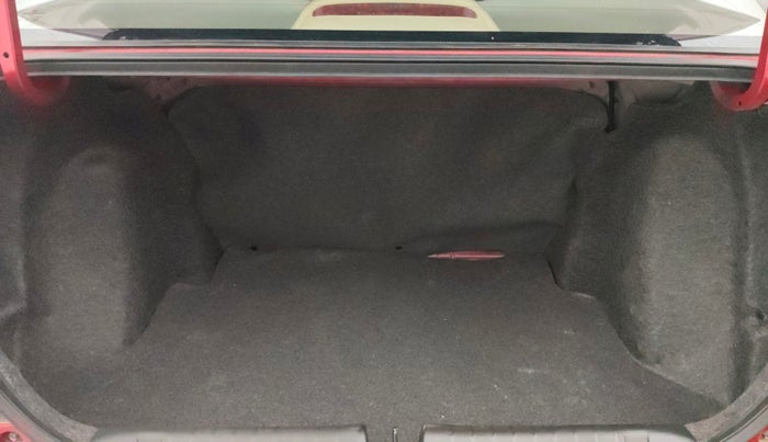 2022 Honda Amaze 1.2L I-VTEC VX CVT, Petrol, Automatic, 50,213 km, Boot Inside