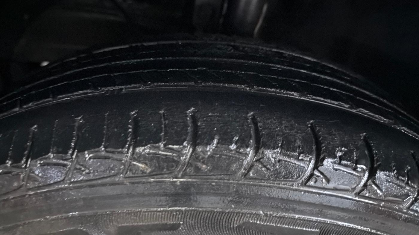 2018 Maruti Baleno DELTA PETROL 1.2, Petrol, Manual, 58,636 km, Left Front Tyre Tread