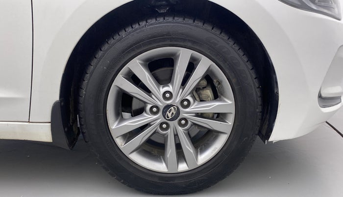 2018 Hyundai New Elantra 2.0 SX(O) AT PETROL, Petrol, Automatic, 83,195 km, Right Front Wheel