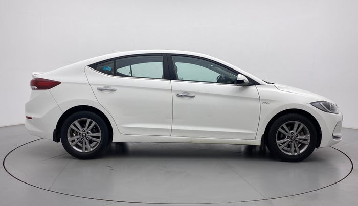 2018 Hyundai New Elantra 2.0 SX(O) AT PETROL, Petrol, Automatic, 83,195 km, Right Side View
