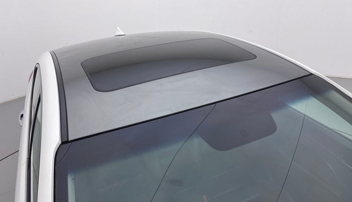 2018 Hyundai New Elantra 2.0 SX(O) AT PETROL, Petrol, Automatic, 83,195 km, Roof
