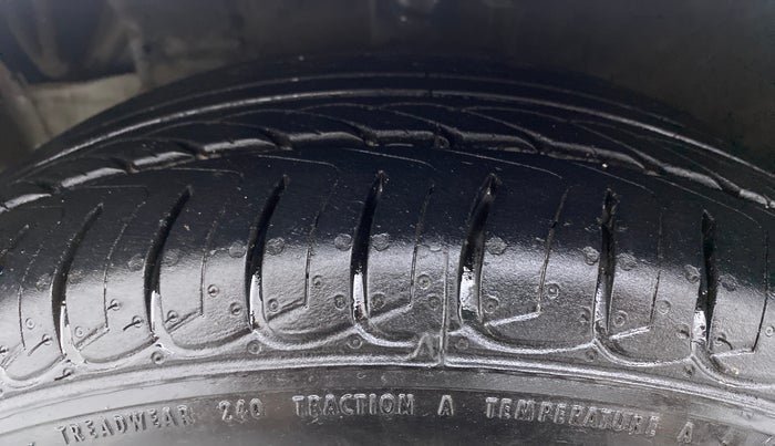 2018 Hyundai New Elantra 2.0 SX(O) AT PETROL, Petrol, Automatic, 83,195 km, Left Front Tyre Tread