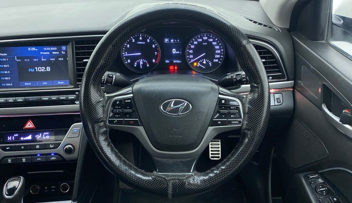 2018 Hyundai New Elantra 2.0 SX(O) AT PETROL, Petrol, Automatic, 83,195 km, Steering Wheel Close Up
