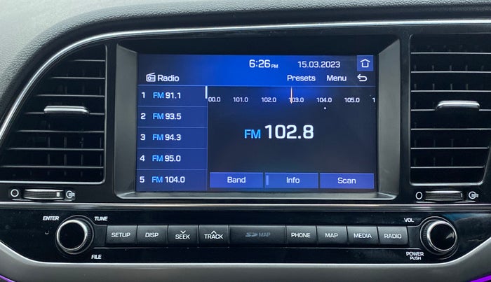 2018 Hyundai New Elantra 2.0 SX(O) AT PETROL, Petrol, Automatic, 83,195 km, Infotainment System