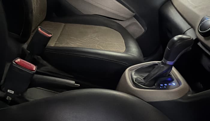 2016 Hyundai Grand i10 MAGNA AT 1.2 KAPPA VTVT, Petrol, Automatic, 32,398 km, Gear Lever