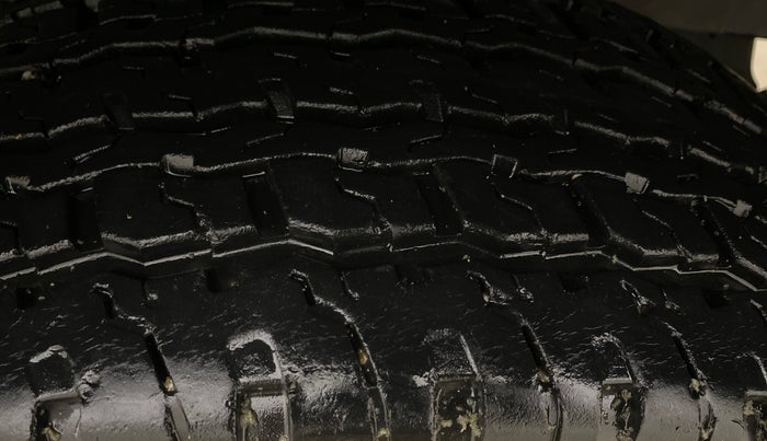 2022 Mahindra Thar LX PETROL HT 4WD AT, Petrol, Automatic, 15,336 km, Left Rear Tyre Tread