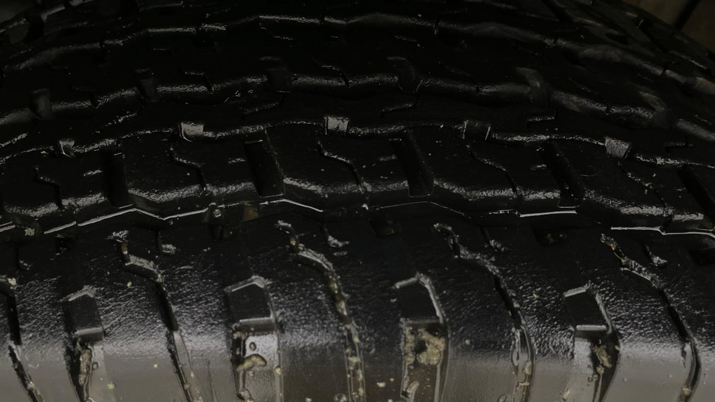 2022 Mahindra Thar LX PETROL HT 4WD AT, Petrol, Automatic, 15,414 km, Left Front Tyre Tread