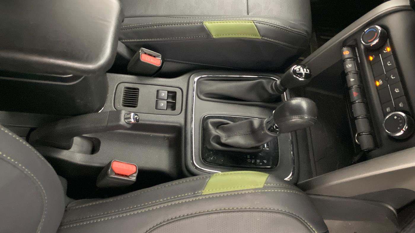 2022 Mahindra Thar LX PETROL HT 4WD AT, Petrol, Automatic, 15,414 km, Gear Lever