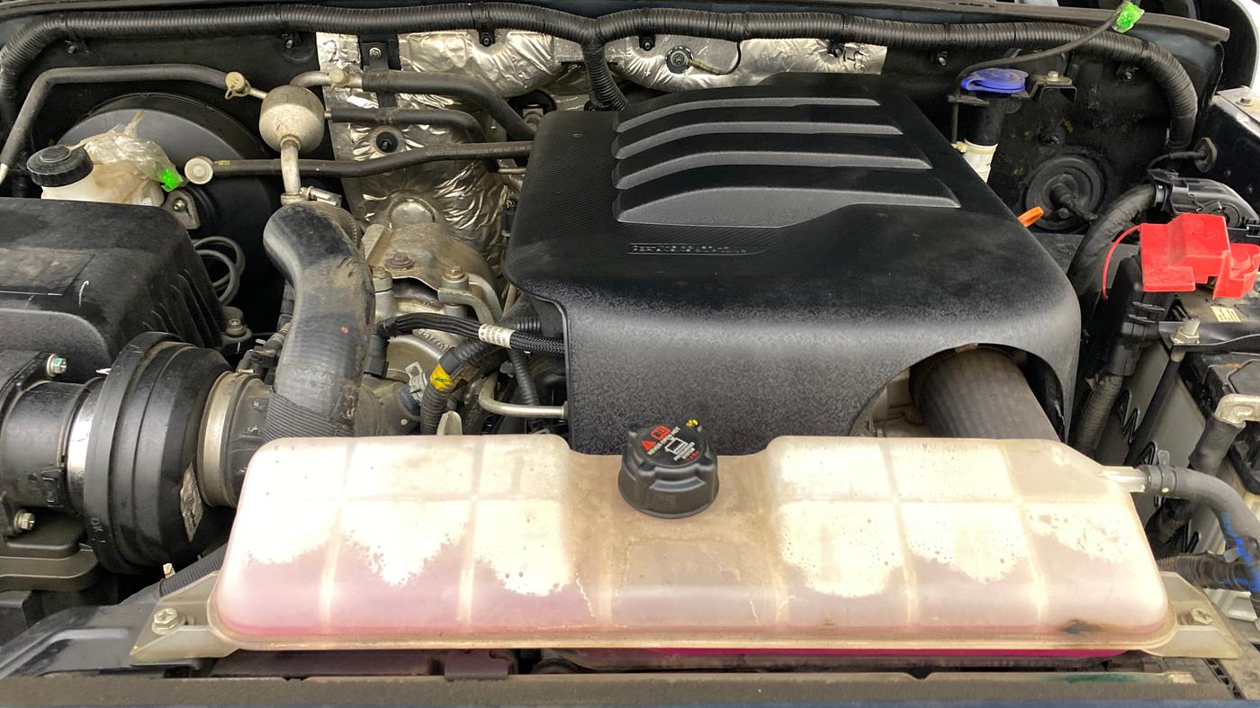 2022 Mahindra Thar LX PETROL HT 4WD AT, Petrol, Automatic, 15,414 km, Engine View