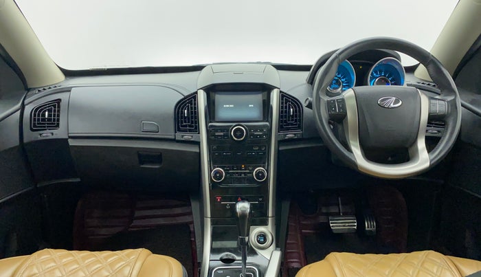 2018 Mahindra XUV500 W11 (O) AT, Diesel, Automatic, 56,905 km, Dashboard