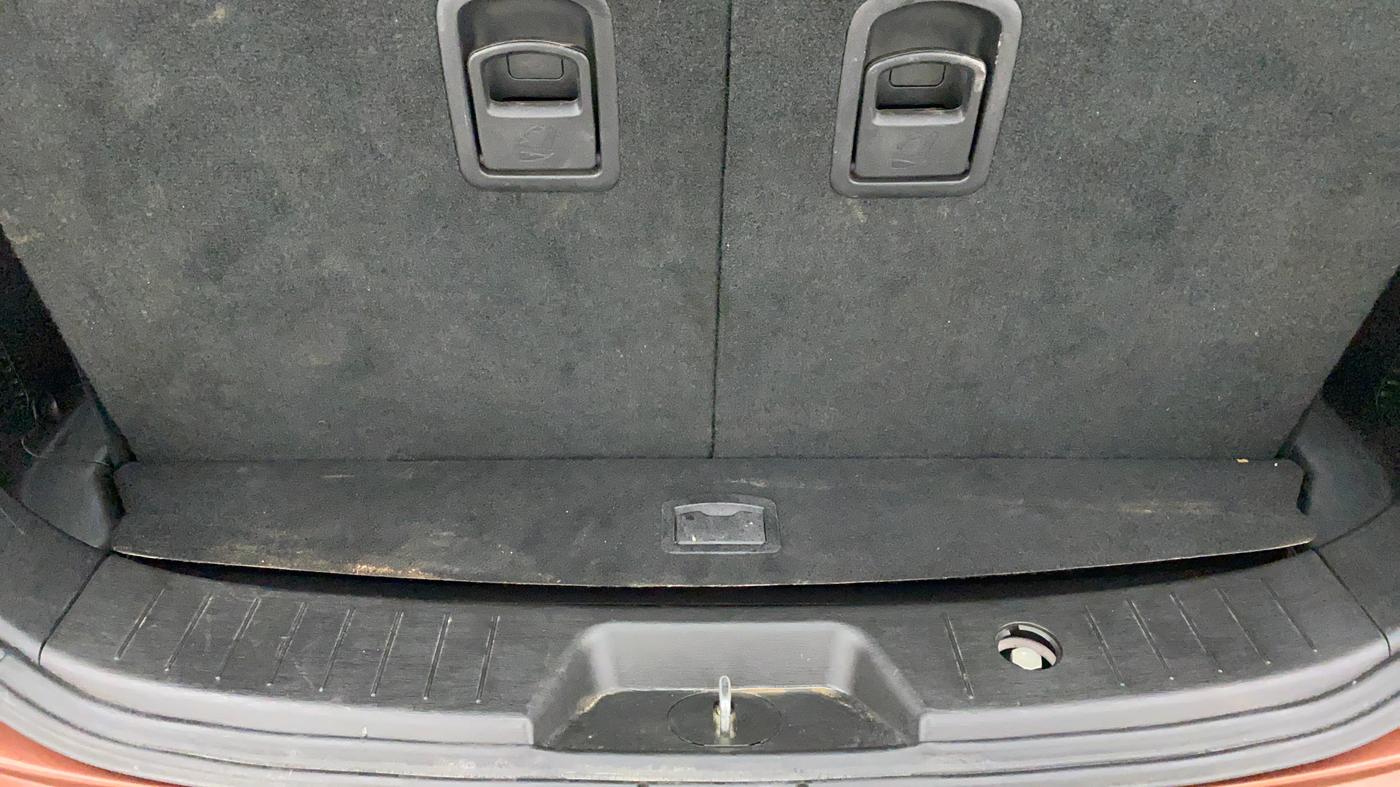 2018 Mahindra XUV500 W11 (O) AT, Diesel, Automatic, 56,905 km, Boot Inside