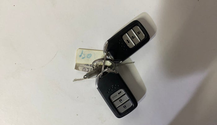 2016 Honda City 1.5L I-VTEC VX CVT, Petrol, Automatic, 51,232 km, Key Close Up