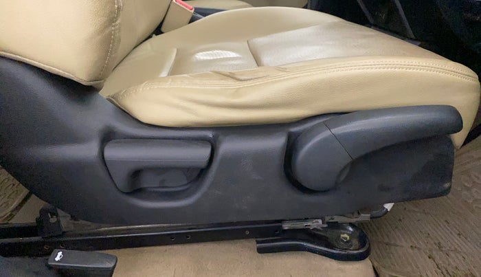 2016 Honda City 1.5L I-VTEC VX CVT, Petrol, Automatic, 51,232 km, Driver Side Adjustment Panel