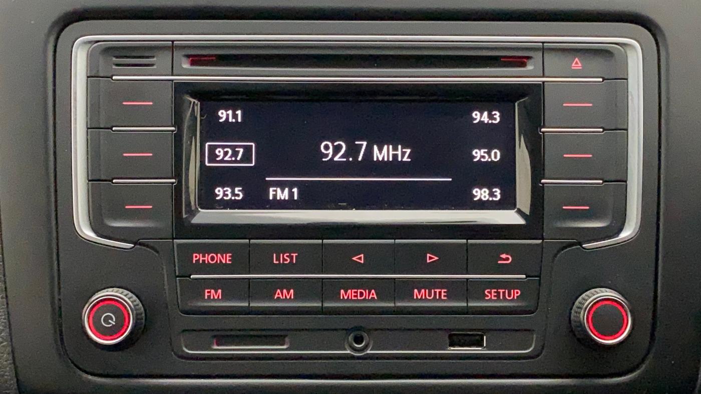 2019 Volkswagen Polo COMFORTLINE 1.0L MPI, Petrol, Manual, 34,354 km, Infotainment System