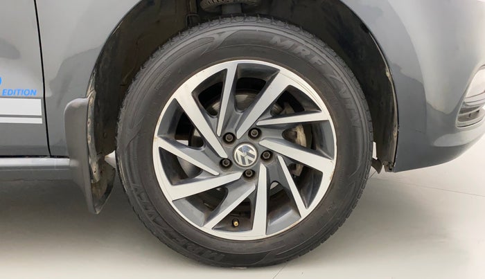 2019 Volkswagen Polo COMFORTLINE 1.0L MPI, Petrol, Manual, 34,354 km, Right Front Wheel