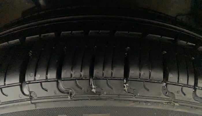 2017 Maruti Celerio ZXI AMT, Petrol, Automatic, 42,304 km, Left Front Tyre Tread