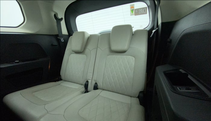 2021 Tata Safari XZA PLUS GOLD, Diesel, Automatic, 67,684 km, Third Seat Row ( optional )