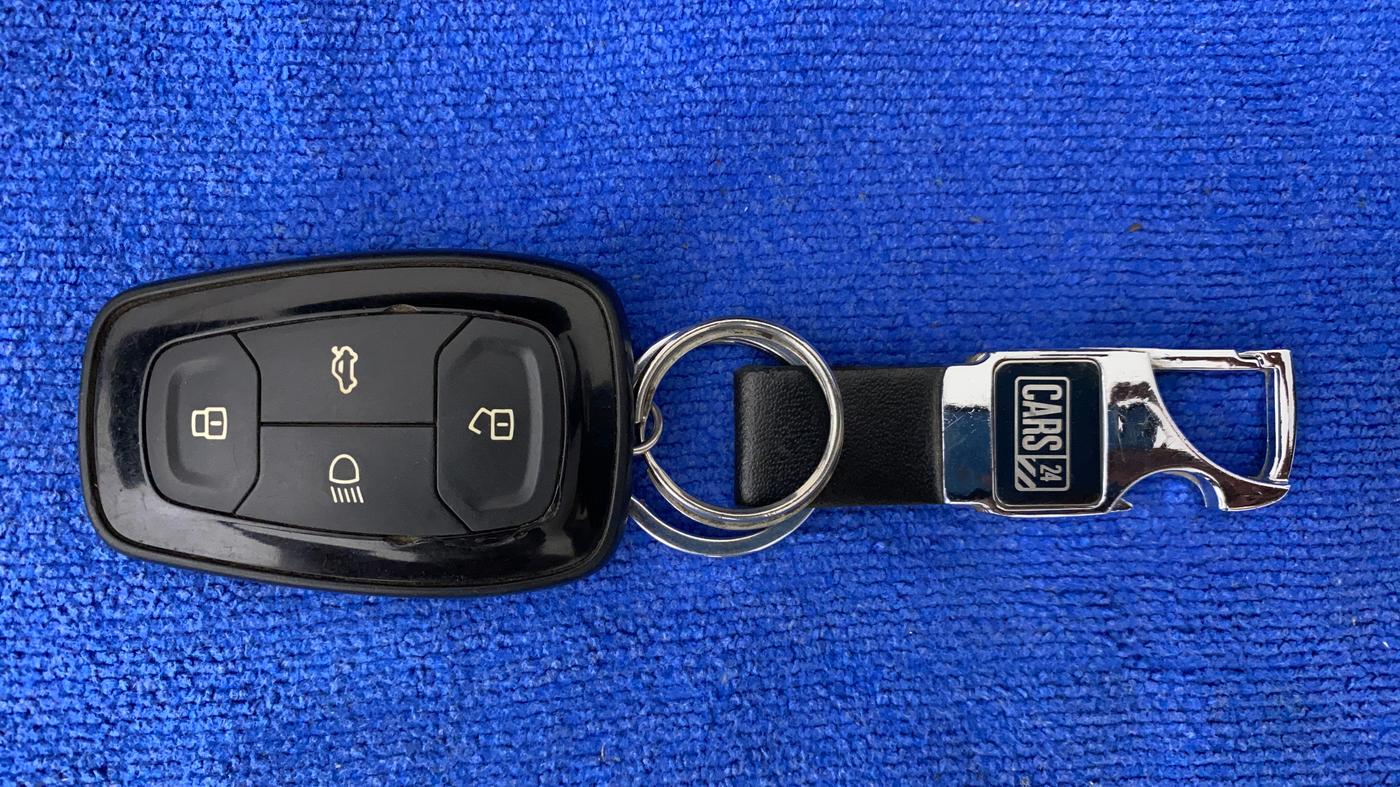 2021 Tata Safari XZA PLUS GOLD, Diesel, Automatic, 67,684 km, Key Close Up