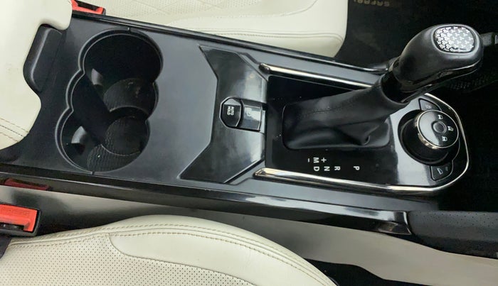 2021 Tata Safari XZA PLUS GOLD, Diesel, Automatic, 67,684 km, Gear Lever