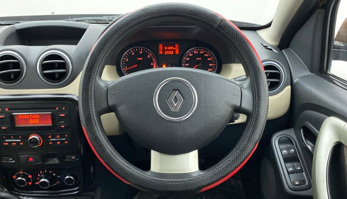 2013 Renault Duster RXL DIESEL 110, Diesel, Manual, 61,203 km, Steering Wheel Close Up