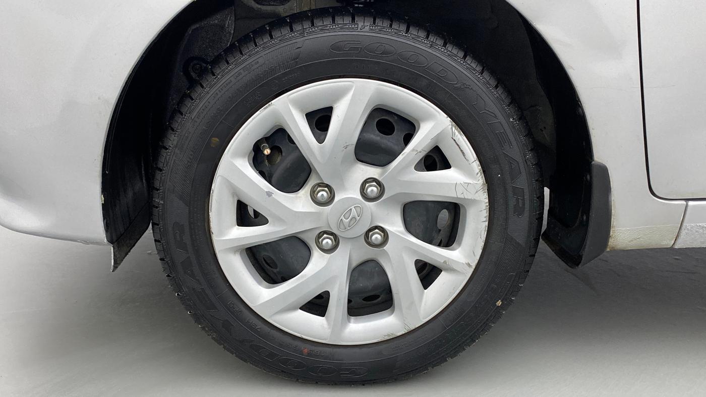 2017 Hyundai Grand i10 MAGNA 1.2 KAPPA VTVT, Petrol, Manual, 18,299 km, Left Front Wheel