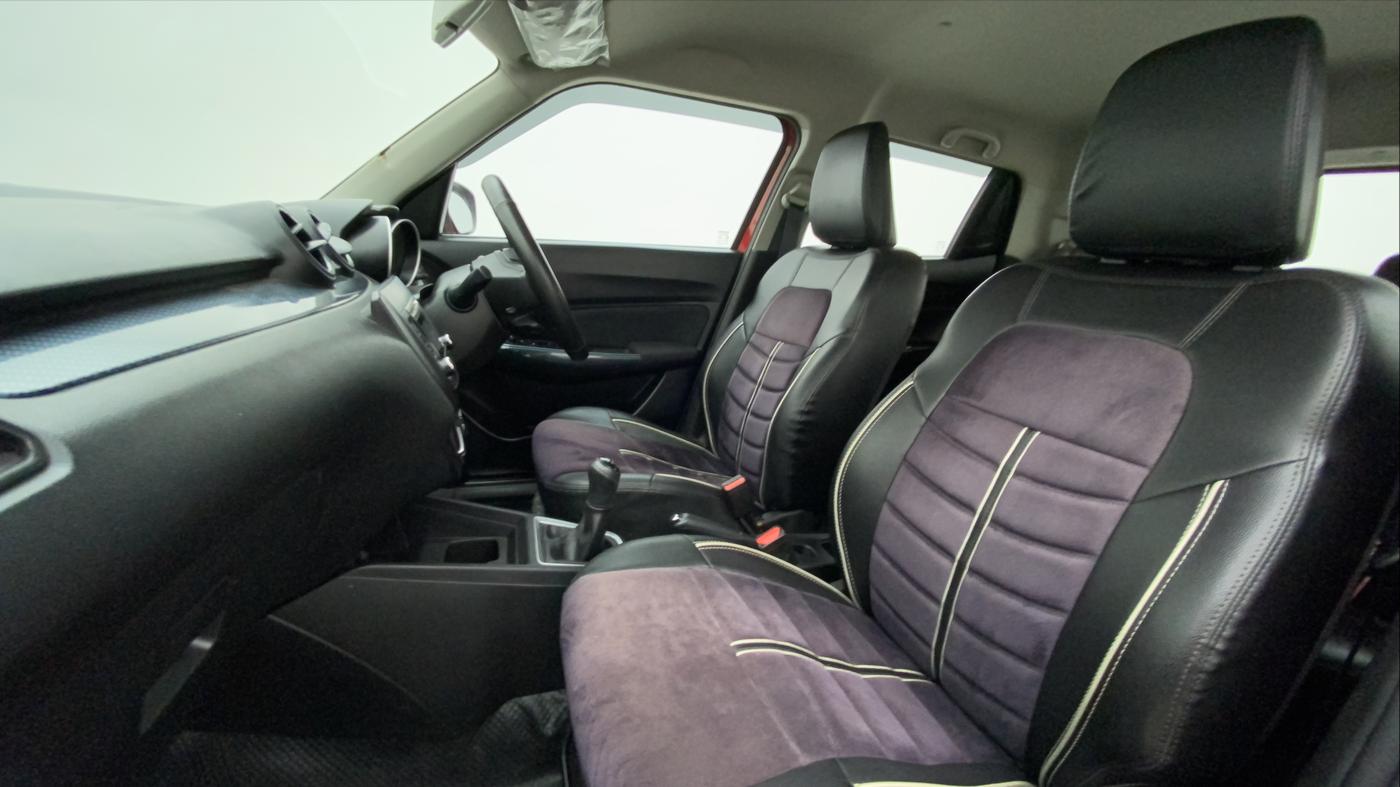 2018 Maruti Swift VXI, Petrol, Manual, 28,743 km, Right Side Front Door Cabin