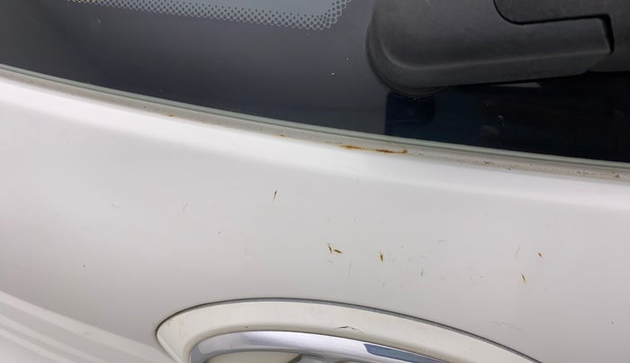 2014 Hyundai Grand i10 ASTA 1.2 KAPPA VTVT, CNG, Manual, 76,457 km, Dicky (Boot door) - Slightly rusted