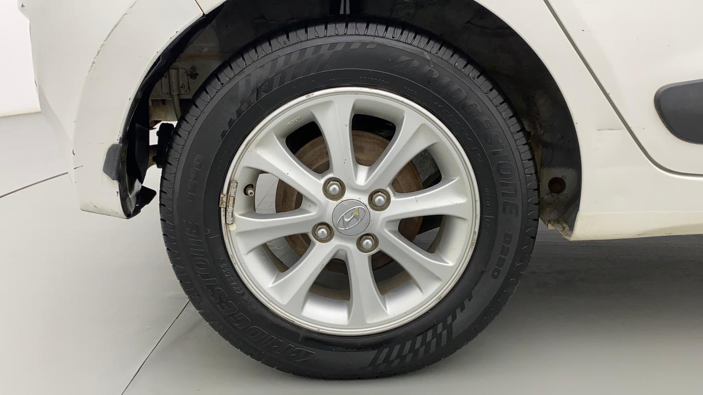 2014 Hyundai Grand i10 ASTA 1.2 KAPPA VTVT, CNG, Manual, 76,457 km, Right Rear Wheel