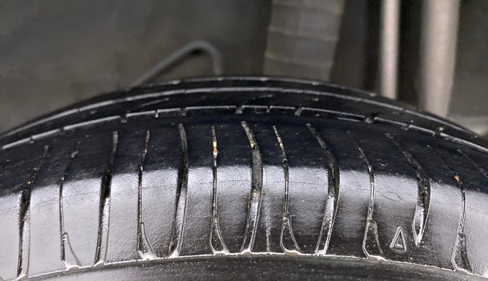 2016 Datsun Go T, Petrol, Manual, 65,718 km, Left Rear Tyre Tread