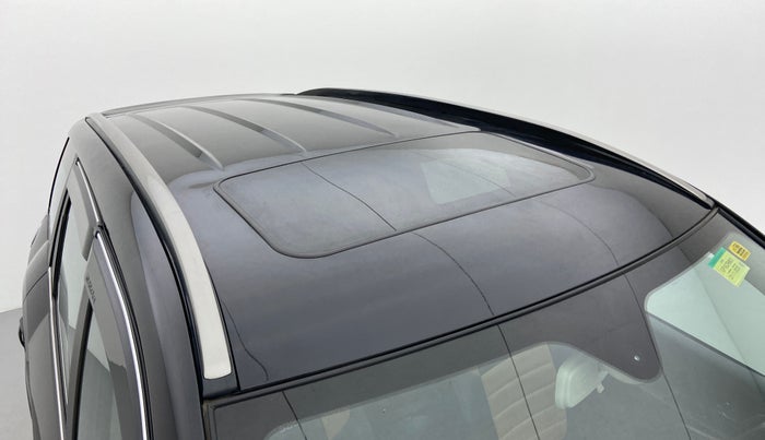 2020 Mahindra XUV500 W9 AT, Diesel, Automatic, 19,581 km, Roof