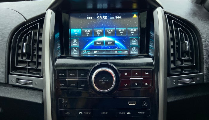 2020 Mahindra XUV500 W9 AT, Diesel, Automatic, 19,581 km, Infotainment System
