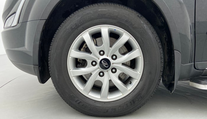 2020 Mahindra XUV500 W9 AT, Diesel, Automatic, 19,581 km, Left Front Wheel