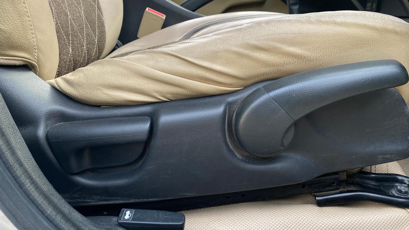2018 Honda City 1.5L I-VTEC SV, Petrol, Manual, 49,493 km, Driver Side Adjustment Panel