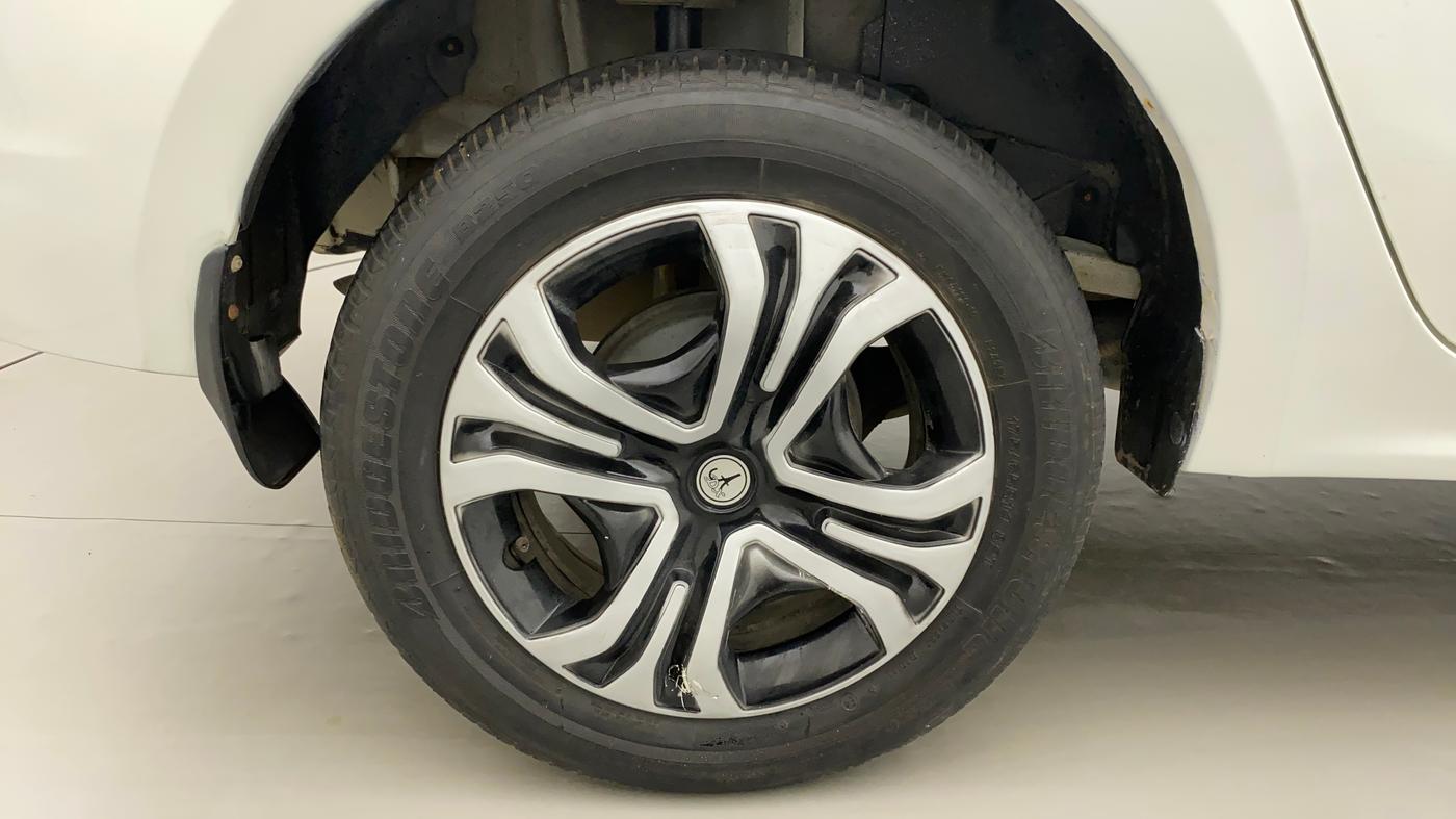 2022 Tata TIGOR XZ PLUS CNG, CNG, Manual, 30,546 km, Right Rear Wheel