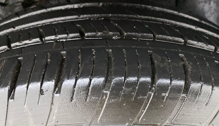 2020 Tata Harrier XZA PLUS, Diesel, Automatic, 44,046 km, Left Rear Tyre Tread