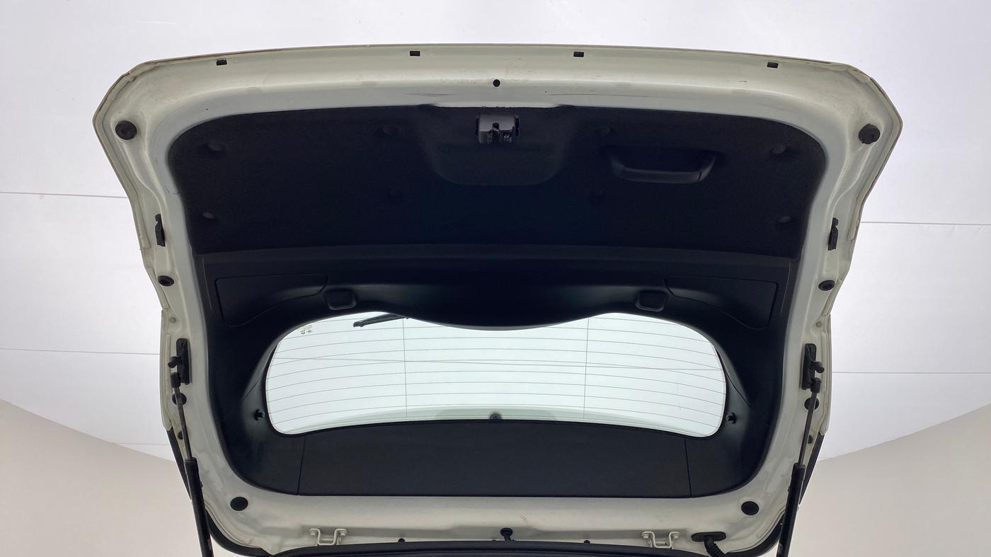 2020 Tata Harrier XZA PLUS, Diesel, Automatic, 44,046 km, Boot Door Open
