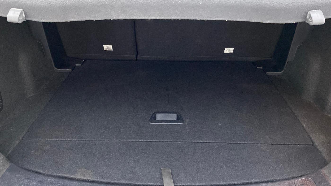 2020 Tata Harrier XZA PLUS, Diesel, Automatic, 44,046 km, Boot Inside